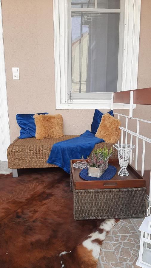 Glamour Apartman Гюла Екстериор снимка