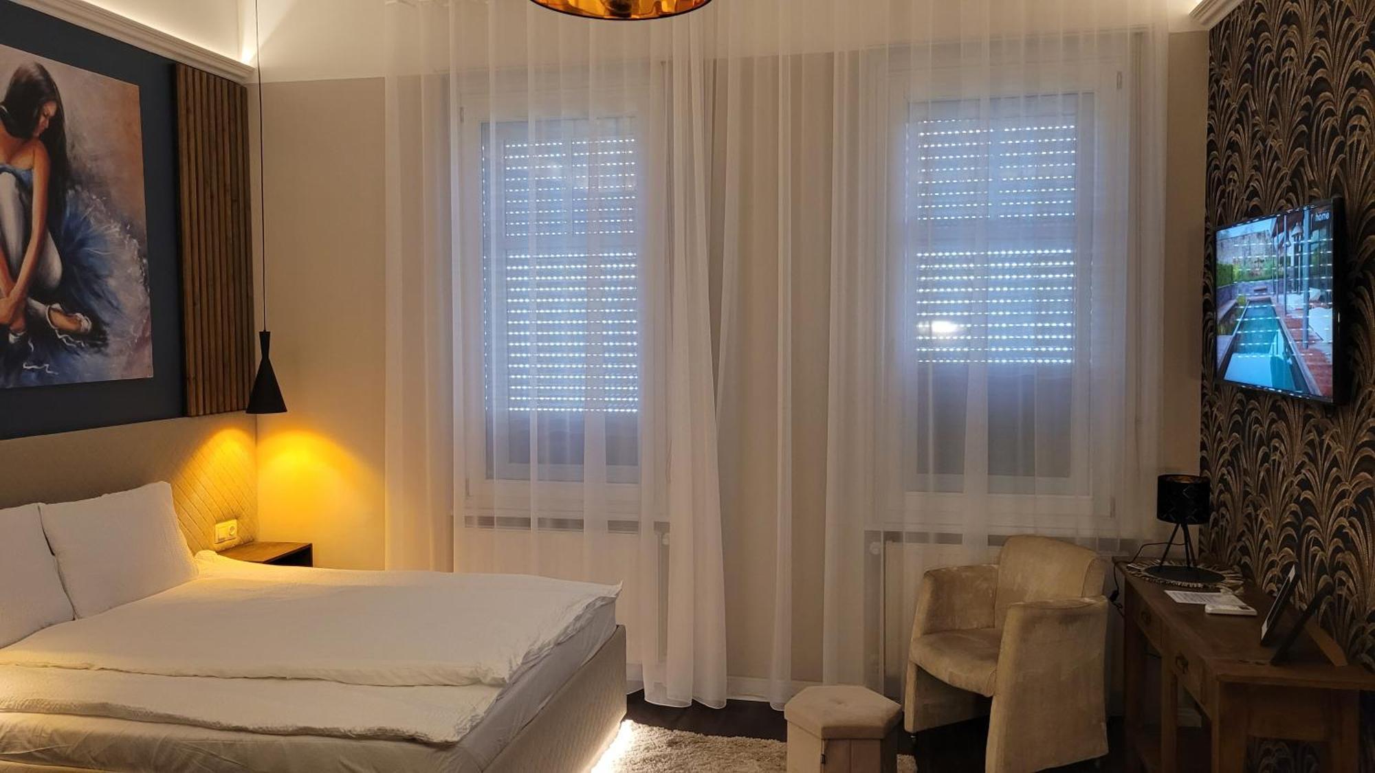 Glamour Apartman Гюла Екстериор снимка