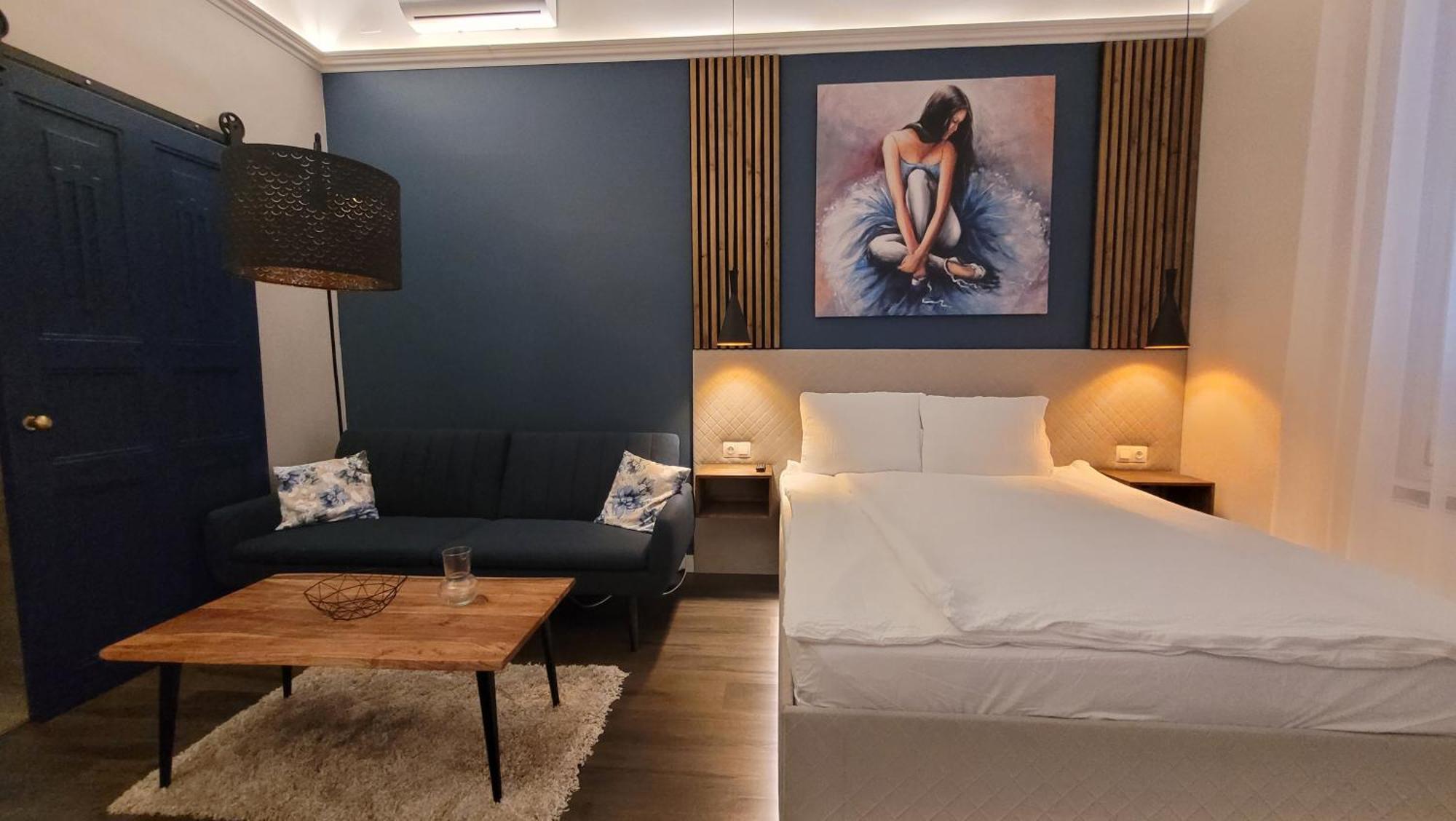 Glamour Apartman Гюла Екстериор снимка