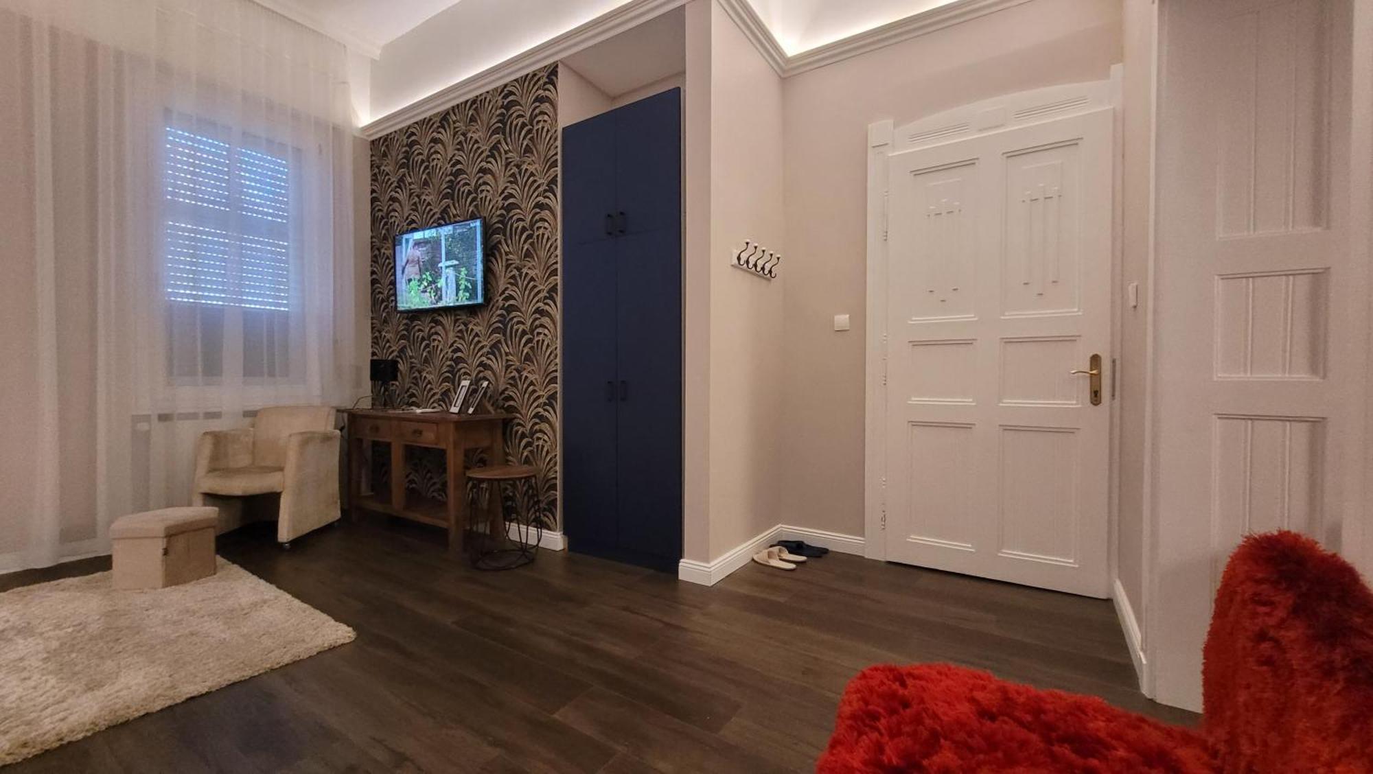 Glamour Apartman Гюла Екстериор снимка