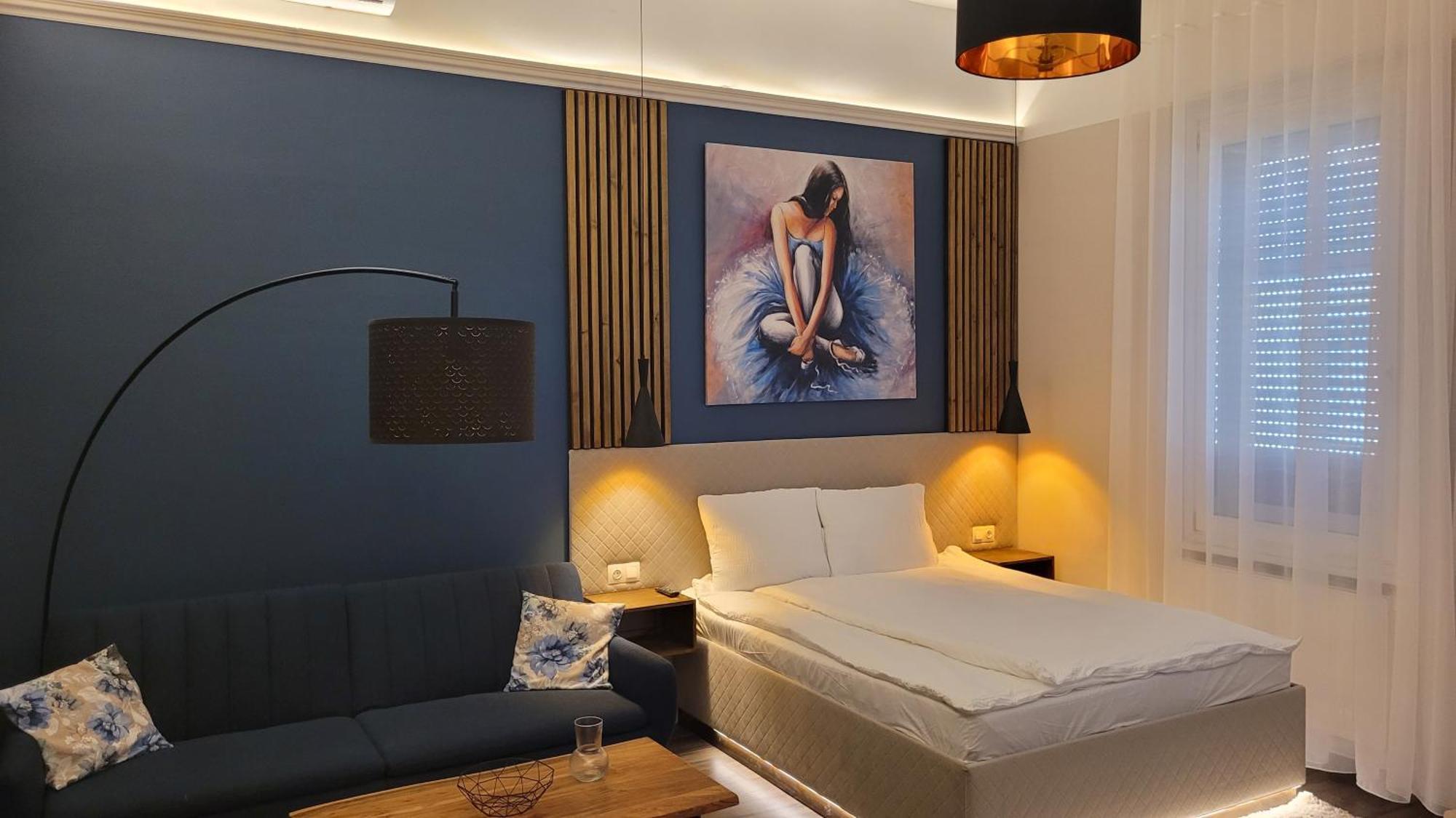 Glamour Apartman Гюла Екстериор снимка