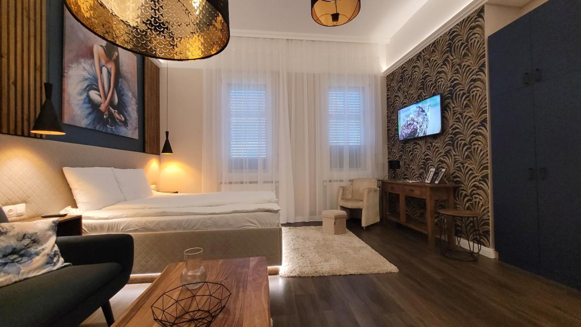 Glamour Apartman Гюла Екстериор снимка