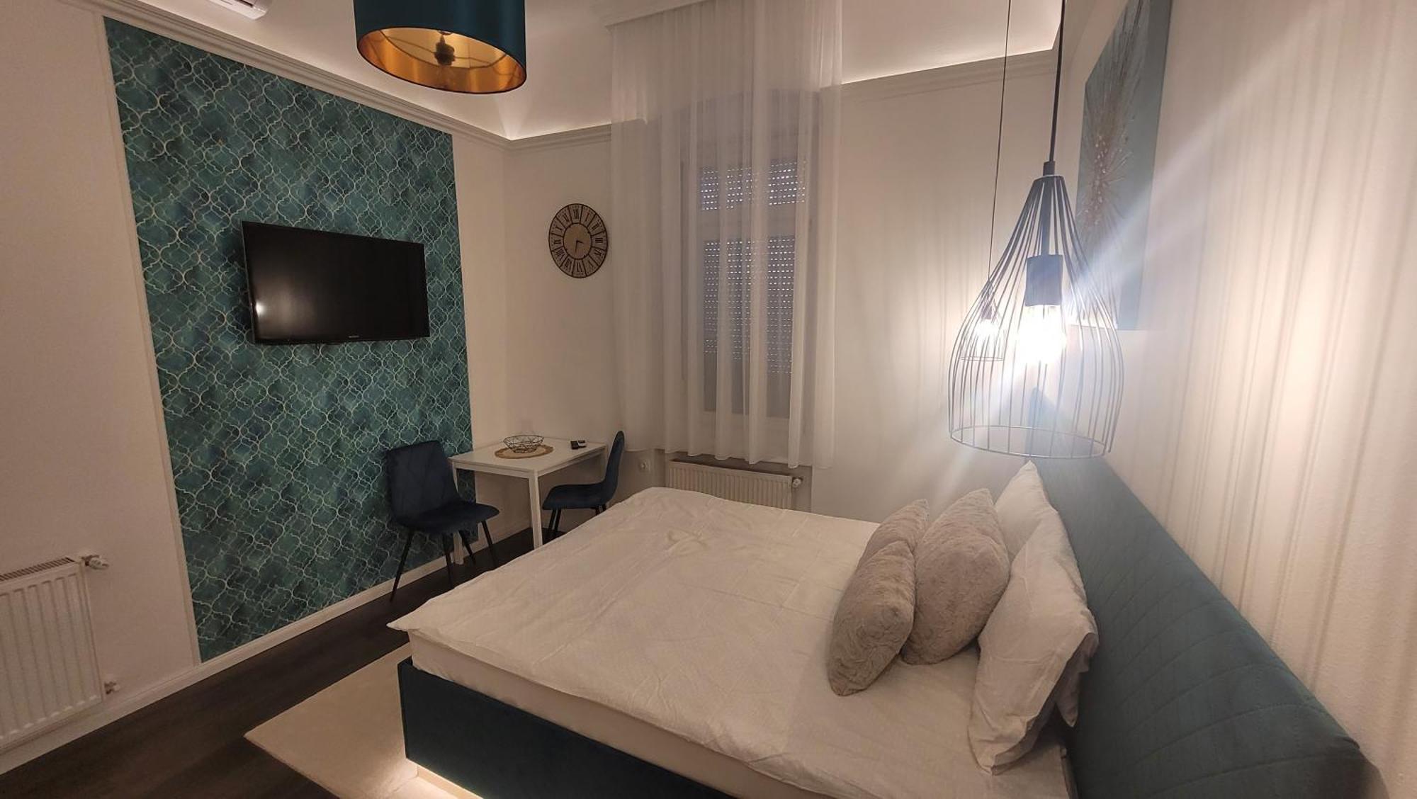 Glamour Apartman Гюла Екстериор снимка
