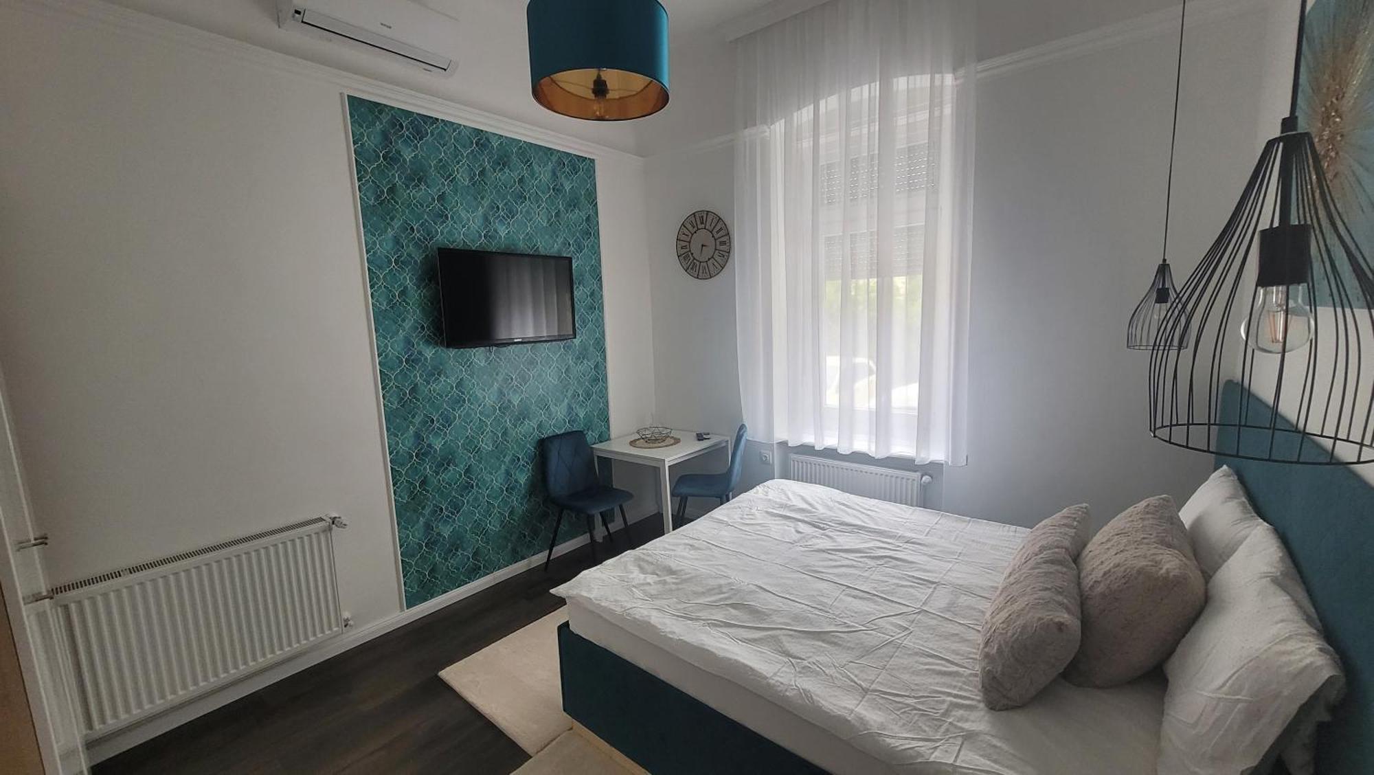 Glamour Apartman Гюла Екстериор снимка