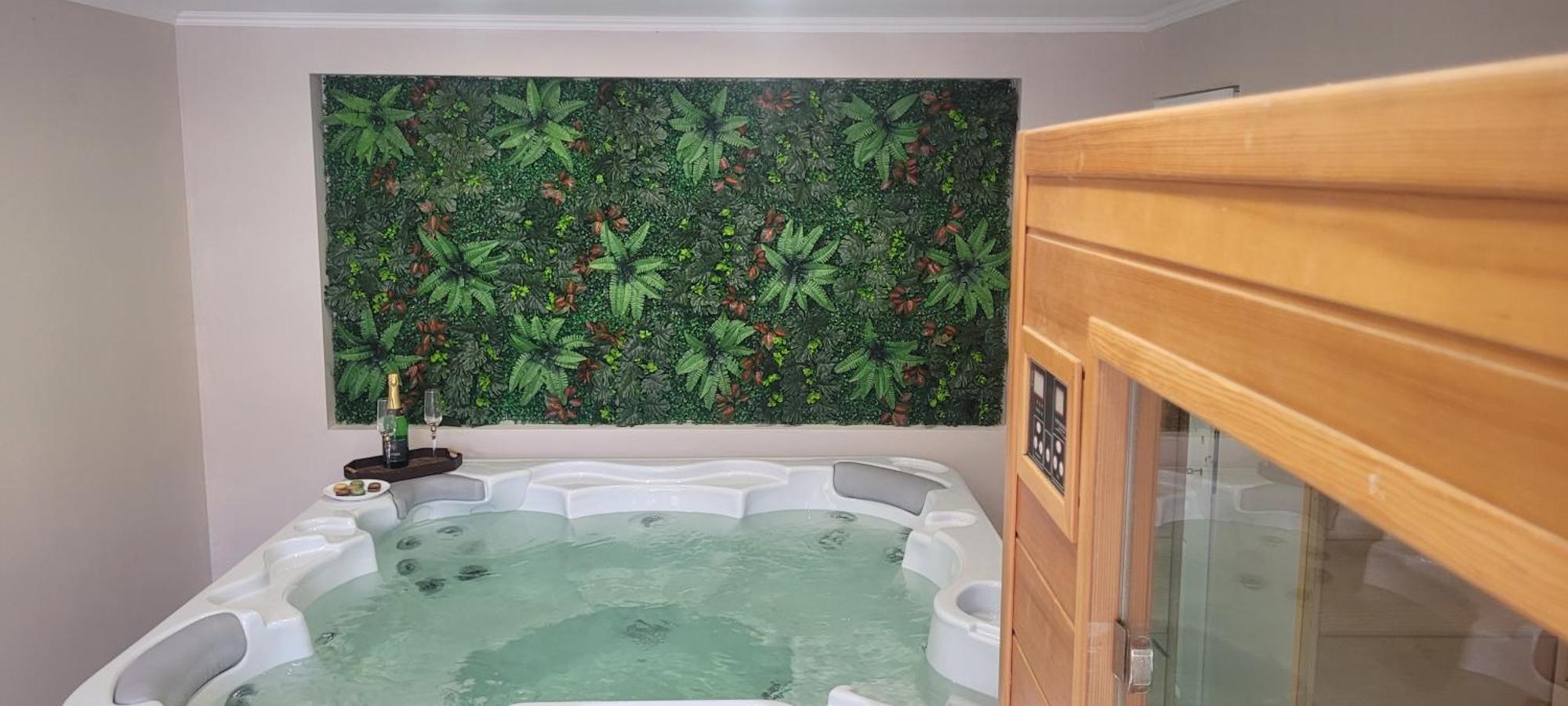 Glamour Apartman Гюла Екстериор снимка